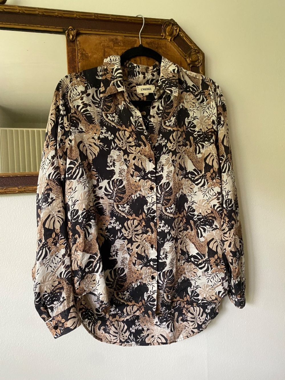 L'Agence Tyler 100% Silk Blouse Black Panther Jungle Medium